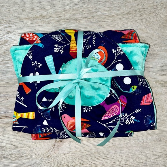 NEW 🪡 Handmade Sweet Birds Bib & Burp Cloth Set - Handmade Baby Gift Set - Picture 5 of 6